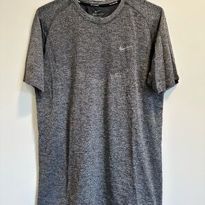 Nike Men's Gray Dri-FIT Shirt